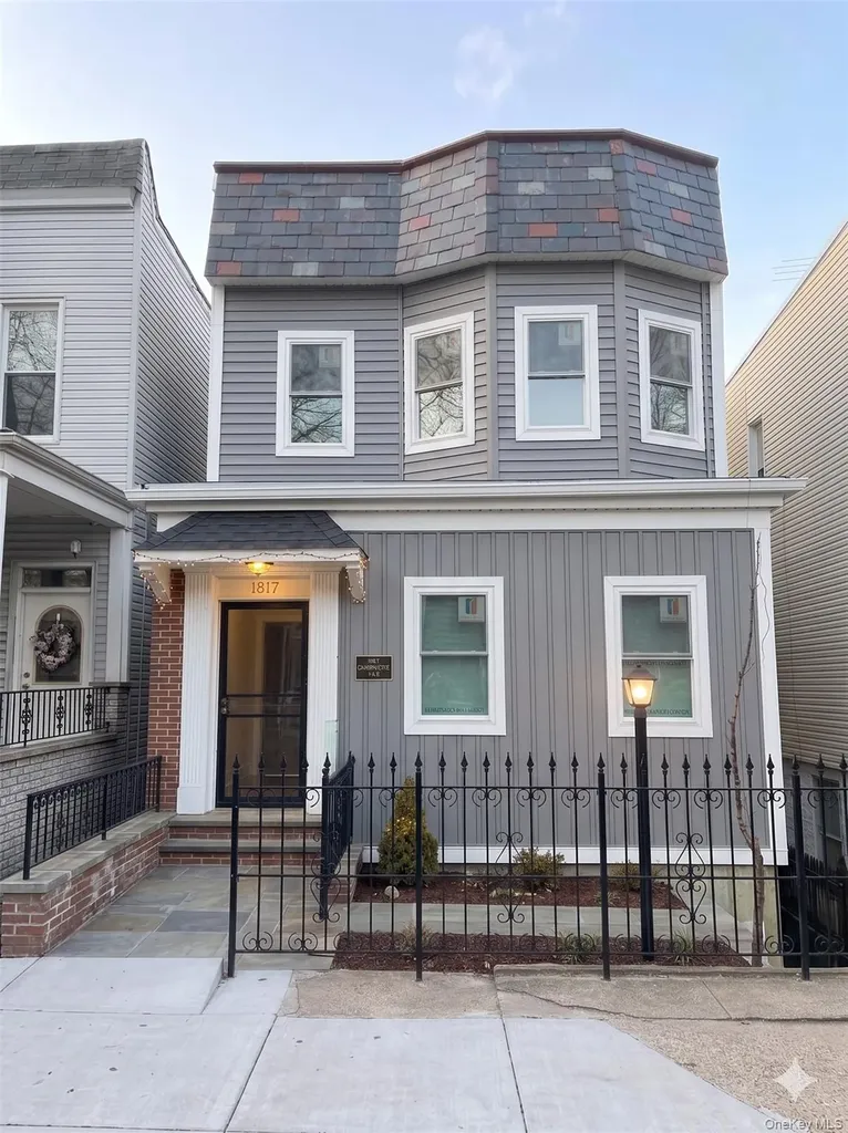 1817 Barnes Avenue Bronx NY 10462
