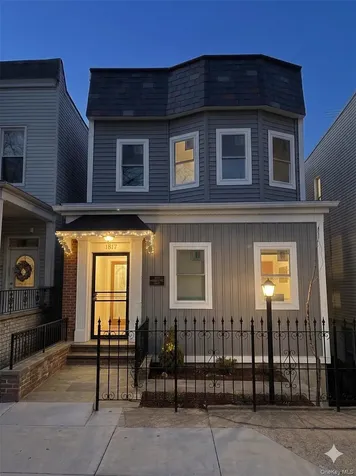 1817 Barnes Avenue Bronx NY 10462