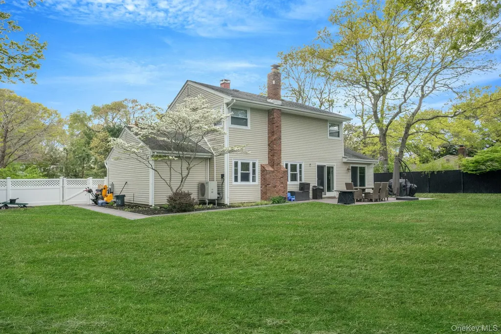 37 Marc Drive Ridge NY 11961