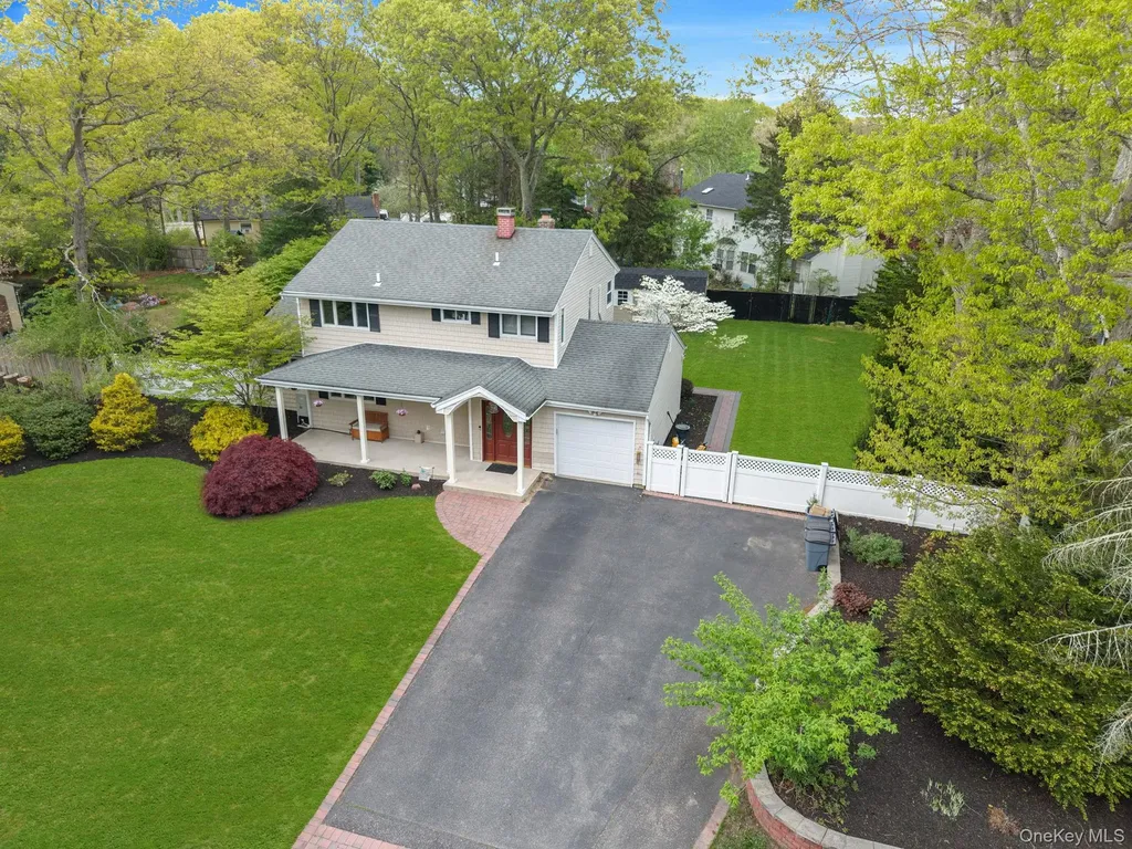 37 Marc Drive Ridge NY 11961