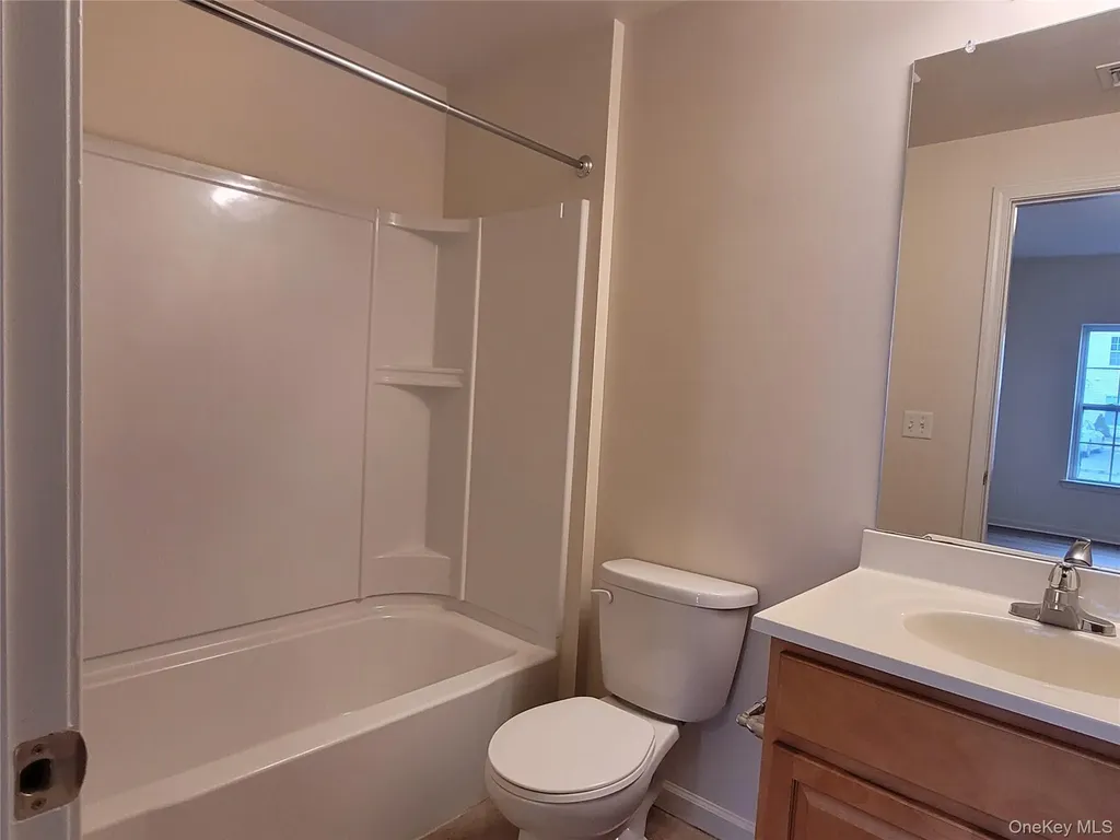 260 Ruth Court Middletown NY 10940