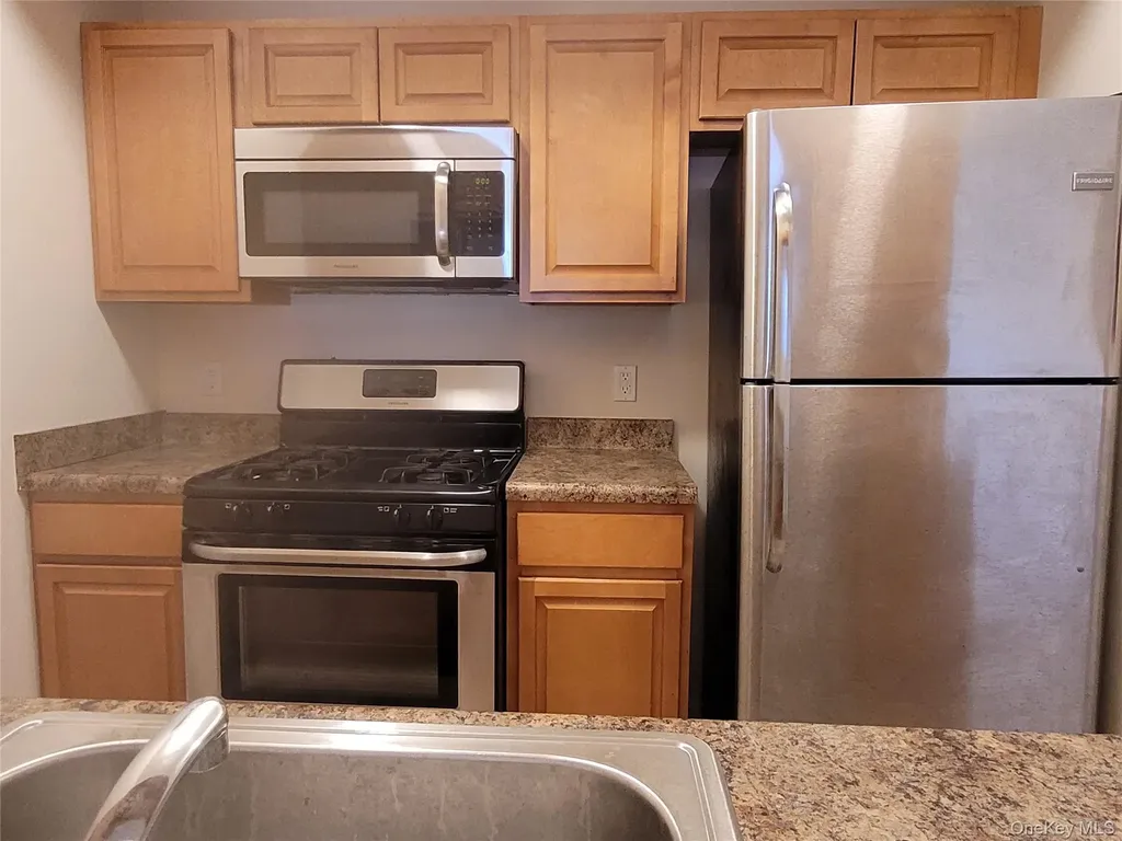 260 Ruth Court Middletown NY 10940