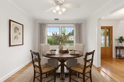 2 W Oak Hill Drive Oyster Bay NY 11771