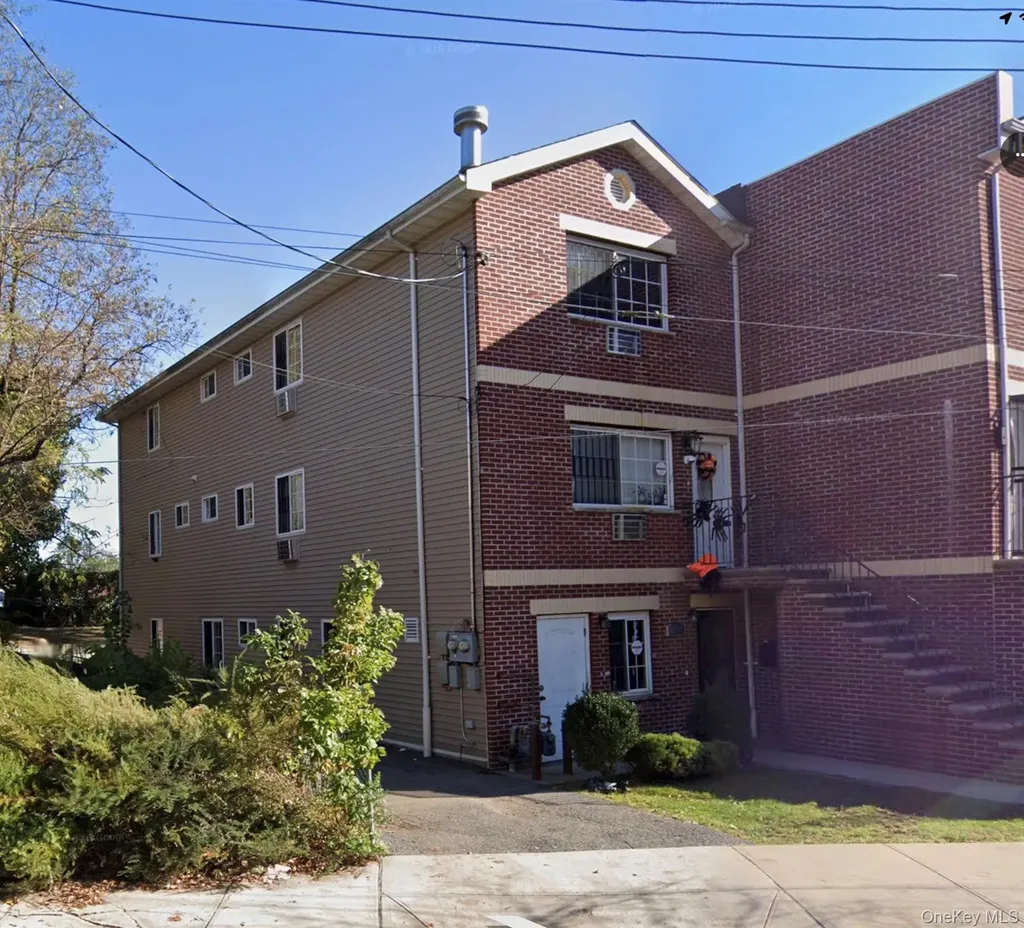 3250 Wickham Avenue Bronx NY 10469