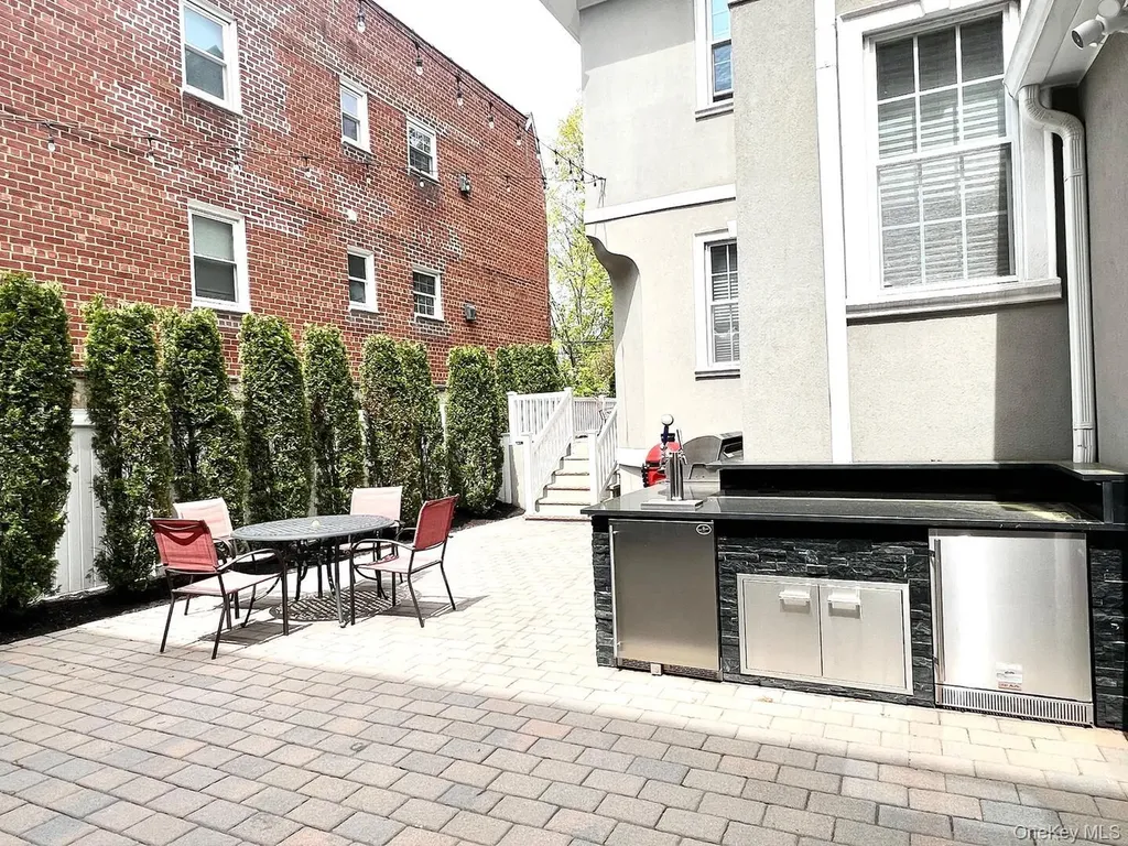 Bayside NY 11361