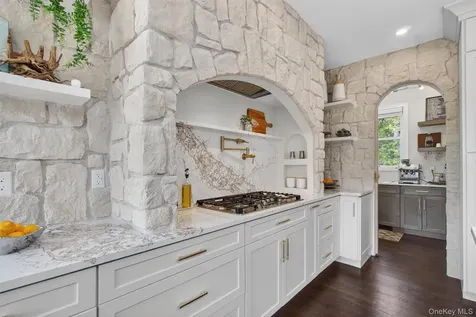 237 South Mountain Road New City NY 10956