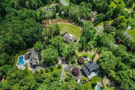 237 South Mountain Road New City NY 10956