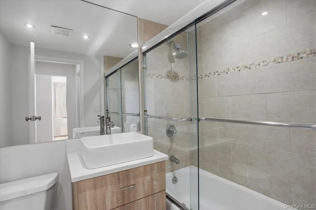 2287 Johnson Avenue Bronx NY 10463
