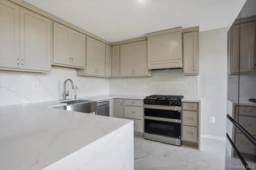 2287 Johnson Avenue Bronx NY 10463