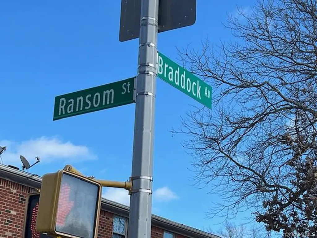 222-89 Braddock Avenue Bellerose NY 11428