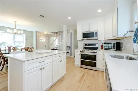 427 Westminster Road Rockville Centre NY 11570