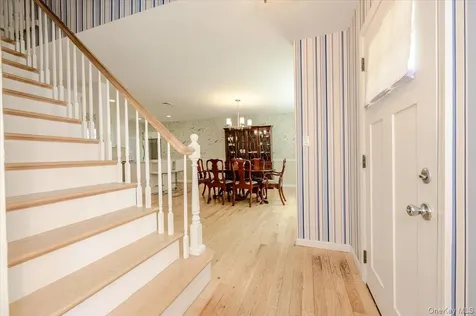 427 Westminster Road Rockville Centre NY 11570