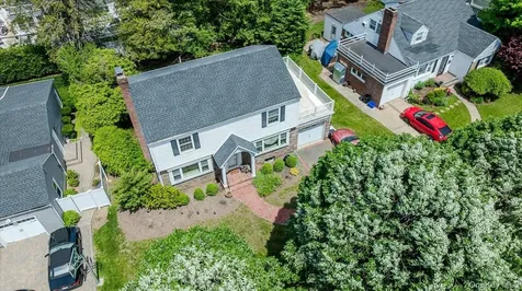 427 Westminster Road Rockville Centre NY 11570