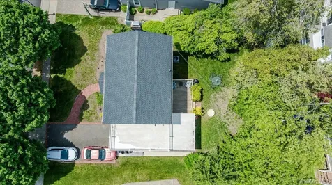 427 Westminster Road Rockville Centre NY 11570