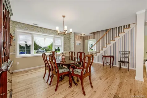 427 Westminster Road Rockville Centre NY 11570
