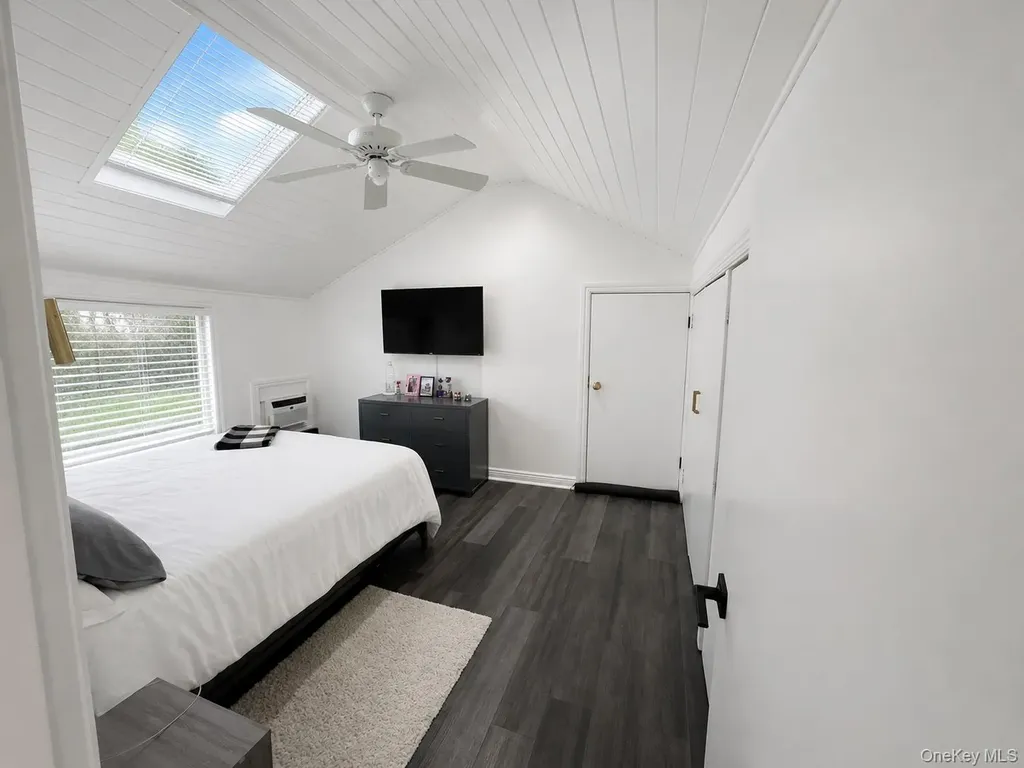 531 Montauk Highway Westhampton Beach NY 11978