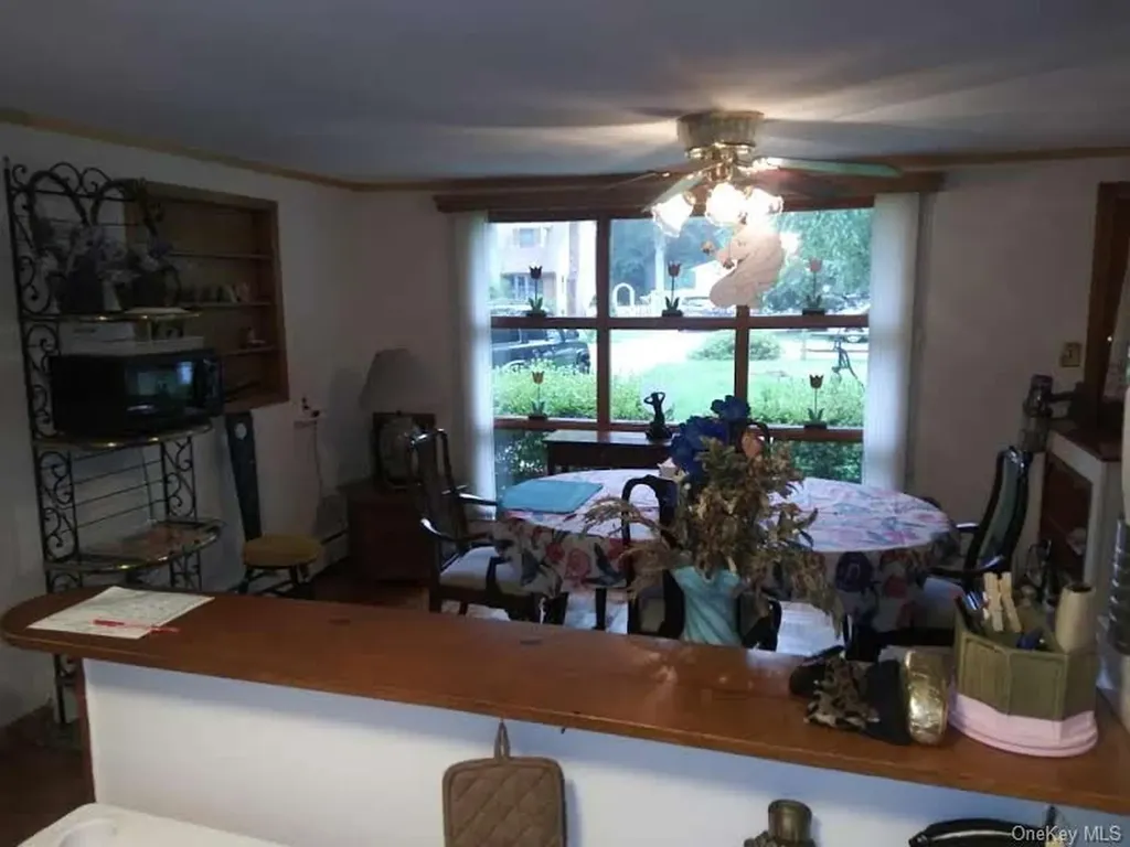 Hampton Bays NY 11946