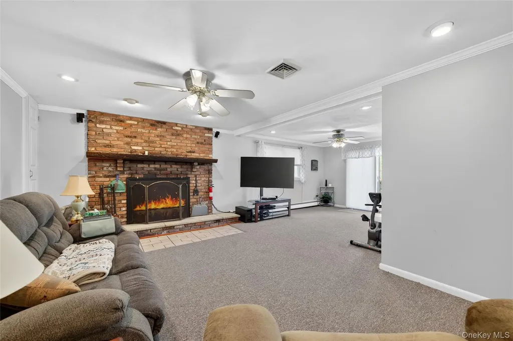 6 Pine Hill Road Monroe NY 10950