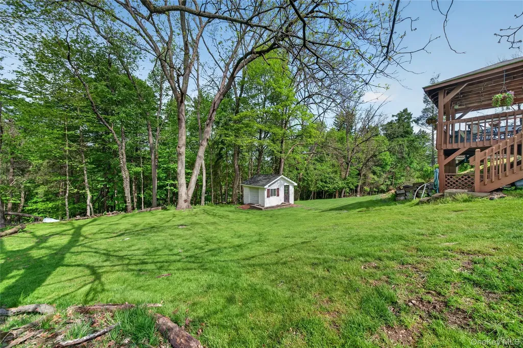 6 Pine Hill Road Monroe NY 10950