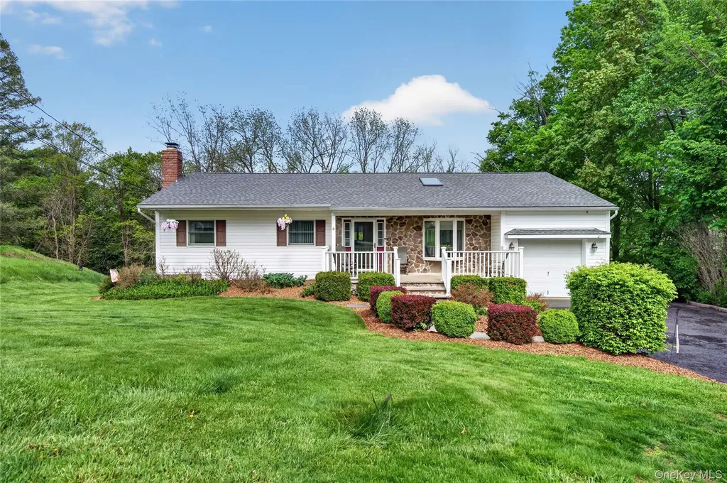6 Pine Hill Road Monroe NY 10950