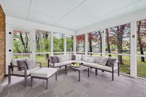 1 Vivian Place Montebello NY 10901