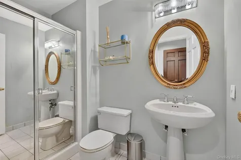 1 Vivian Place Montebello NY 10901