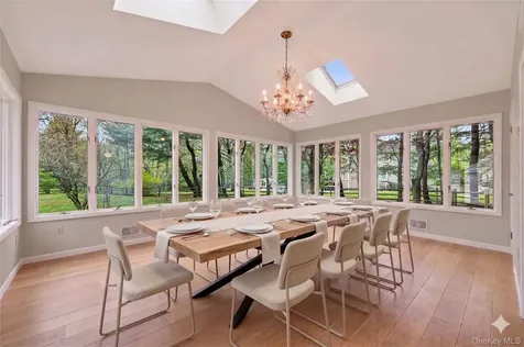 1 Vivian Place Montebello NY 10901