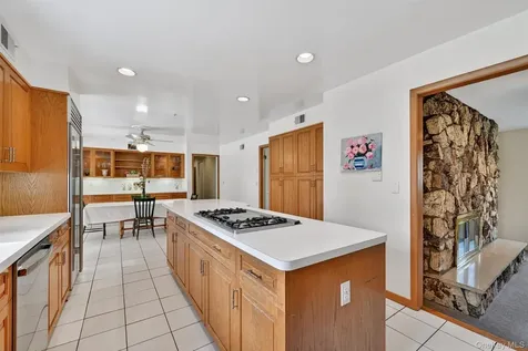 1 Vivian Place Montebello NY 10901