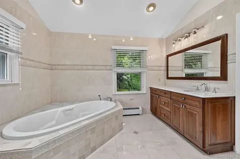 1 Vivian Place Montebello NY 10901