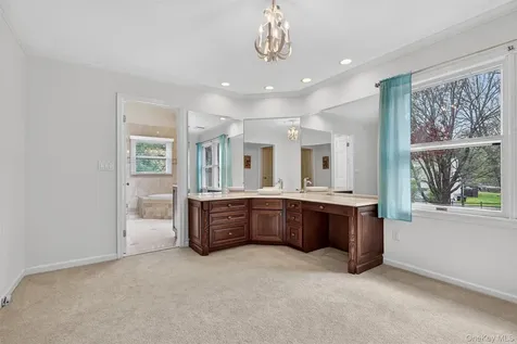 1 Vivian Place Montebello NY 10901