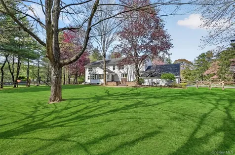 1 Vivian Place Montebello NY 10901