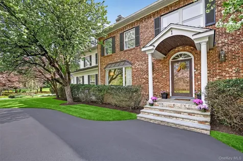 1 Vivian Place Montebello NY 10901