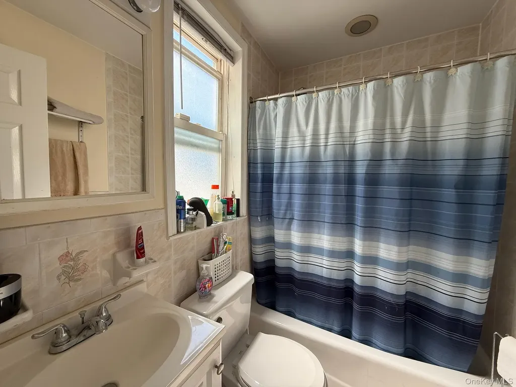 8835 75th Avenue Glendale NY 11385