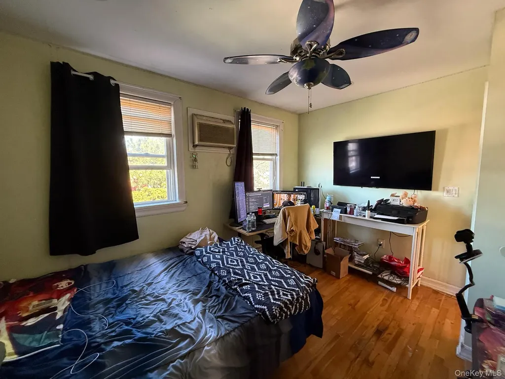 8835 75th Avenue Glendale NY 11385