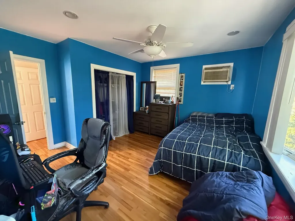 8835 75th Avenue Glendale NY 11385
