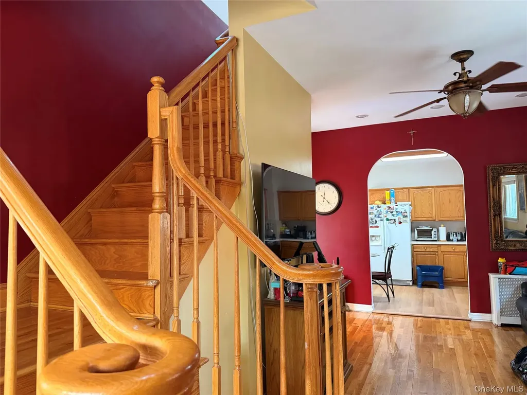 8835 75th Avenue Glendale NY 11385