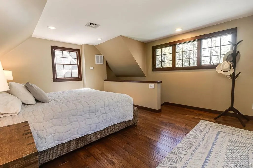 58 Cherry Lane Smithtown NY 11787