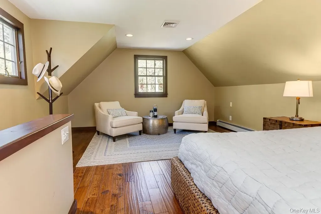 58 Cherry Lane Smithtown NY 11787