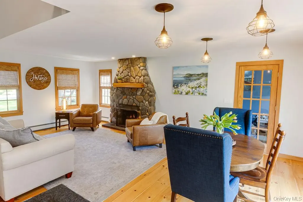 58 Cherry Lane Smithtown NY 11787