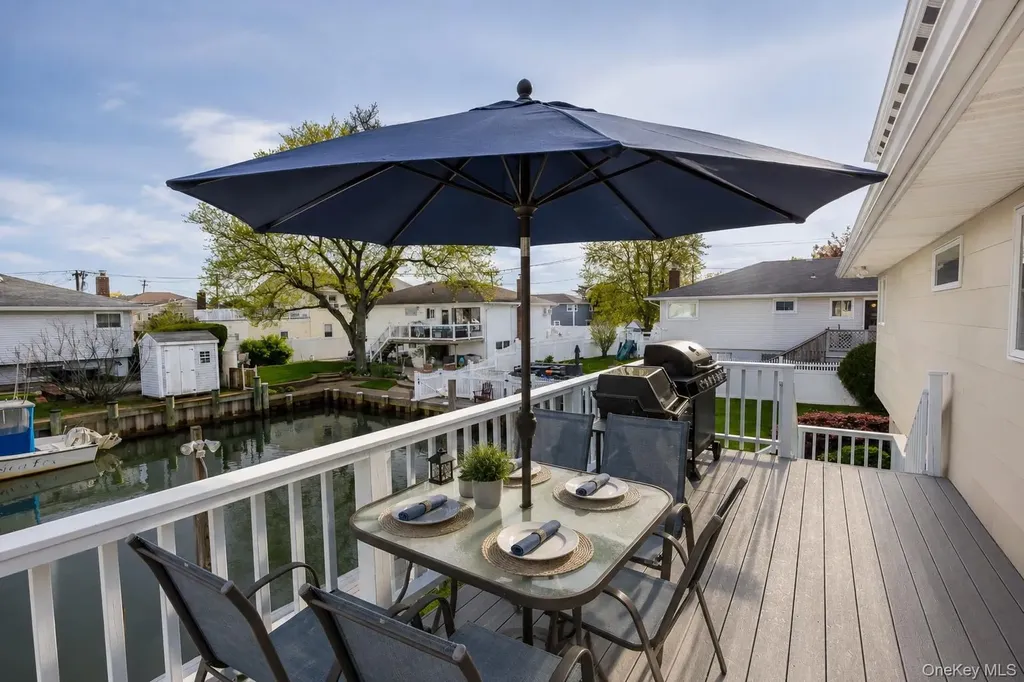 2756 Barbara Road Bellmore NY 11710