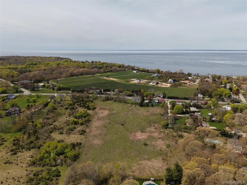 420 Leon Road Southold NY 11971