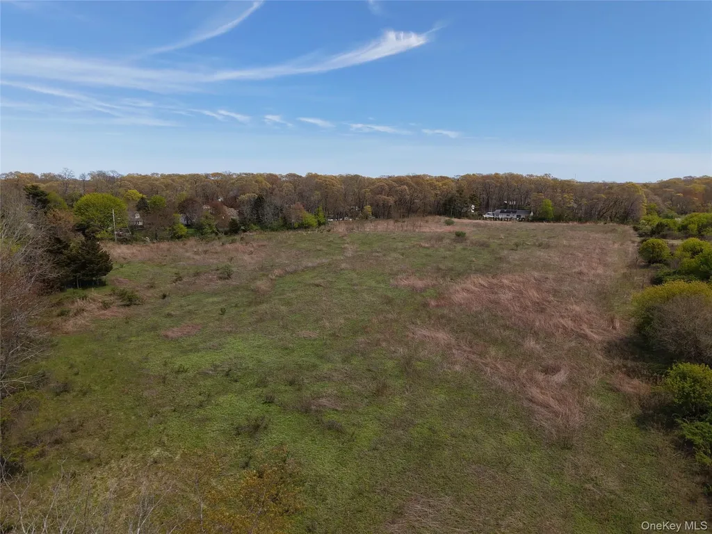 420 Leon Road Southold NY 11971