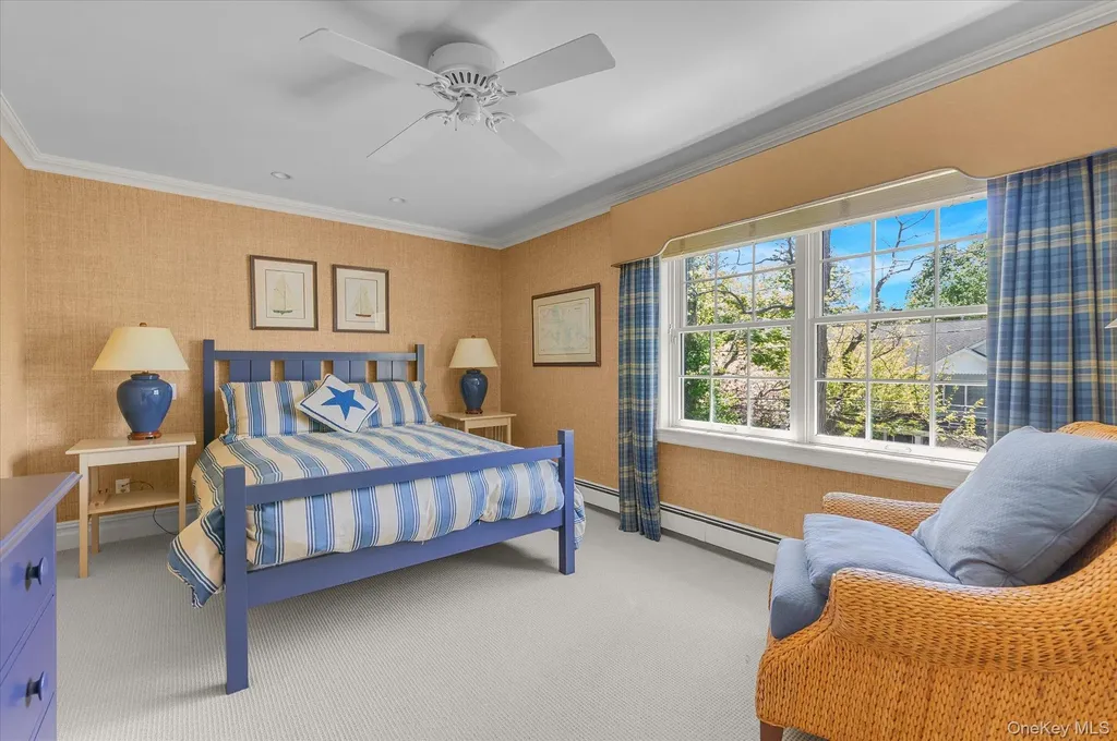 6 Maple Avenue Locust Valley NY 11560