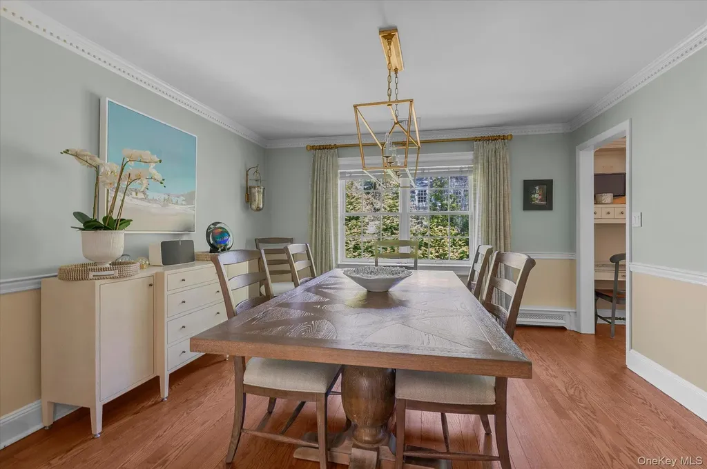 6 Maple Avenue Locust Valley NY 11560