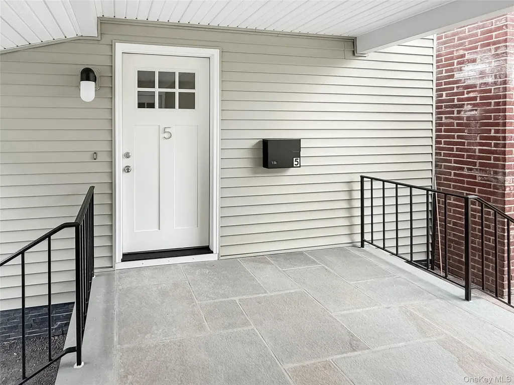 4332 Albany Post Road Hyde Park NY 12538