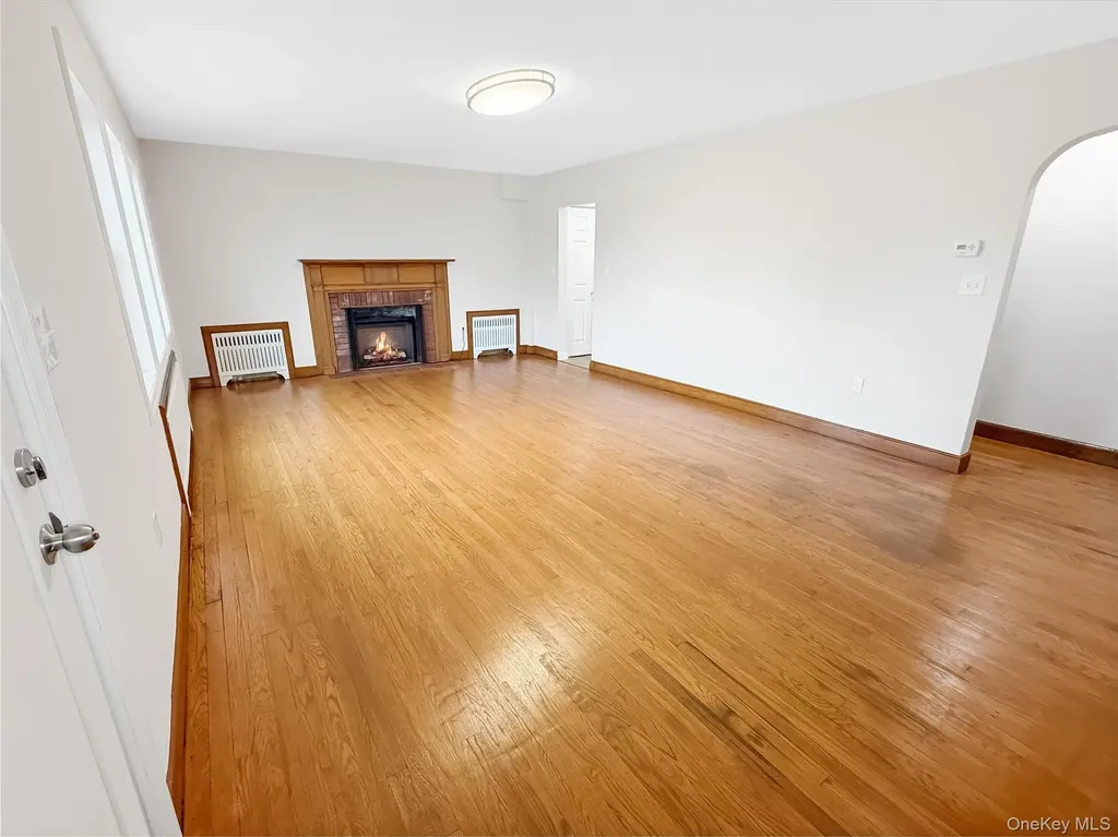4332 Albany Post Road Hyde Park NY 12538