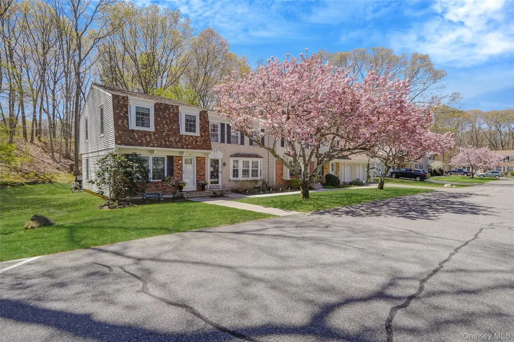 9 Penn Commons Yaphank NY 11980
