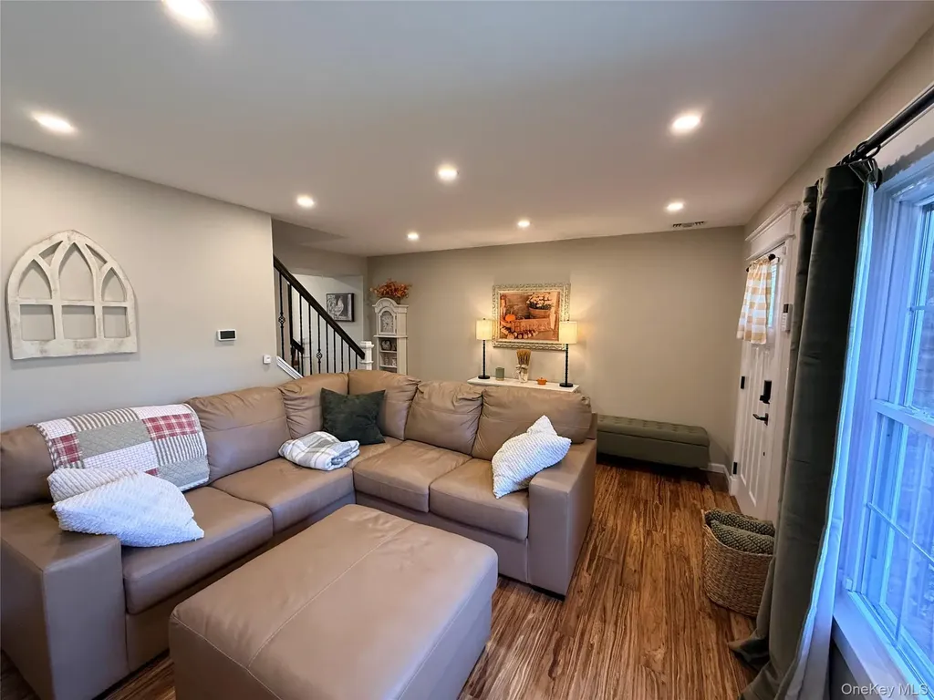 9 Penn Commons Yaphank NY 11980