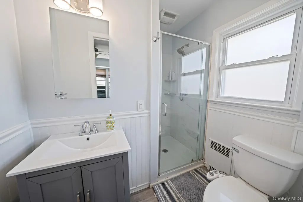 558 E Walnut Street Long Beach NY 11561