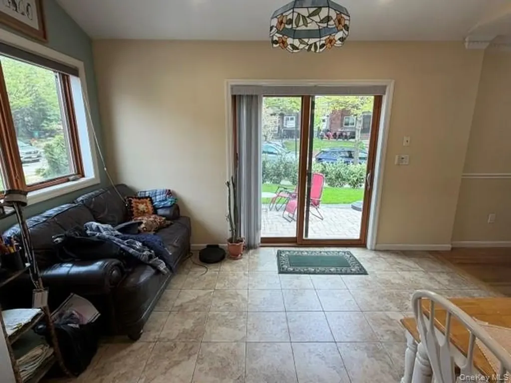 13843 76th Avenue Flushing NY 11367